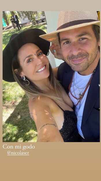 Estefi Rubio y su pareja