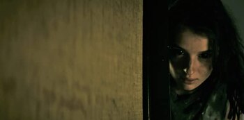 Al salir de su tumba,