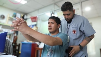 Brayllan Farfán, joven padre piurano,