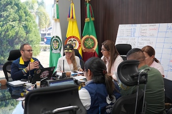 La Ungrd, el Ejército, la Policía, la gobernación y otras entidades e instituciones participaron en el PMU de Tolima para hacer frente a los incendios - crédito @UNGRD/X
