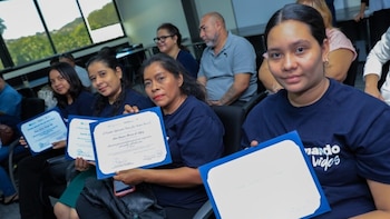 Migrantes retornados a El Salvador recibieron formación con un enfoque que va más allá del empleo