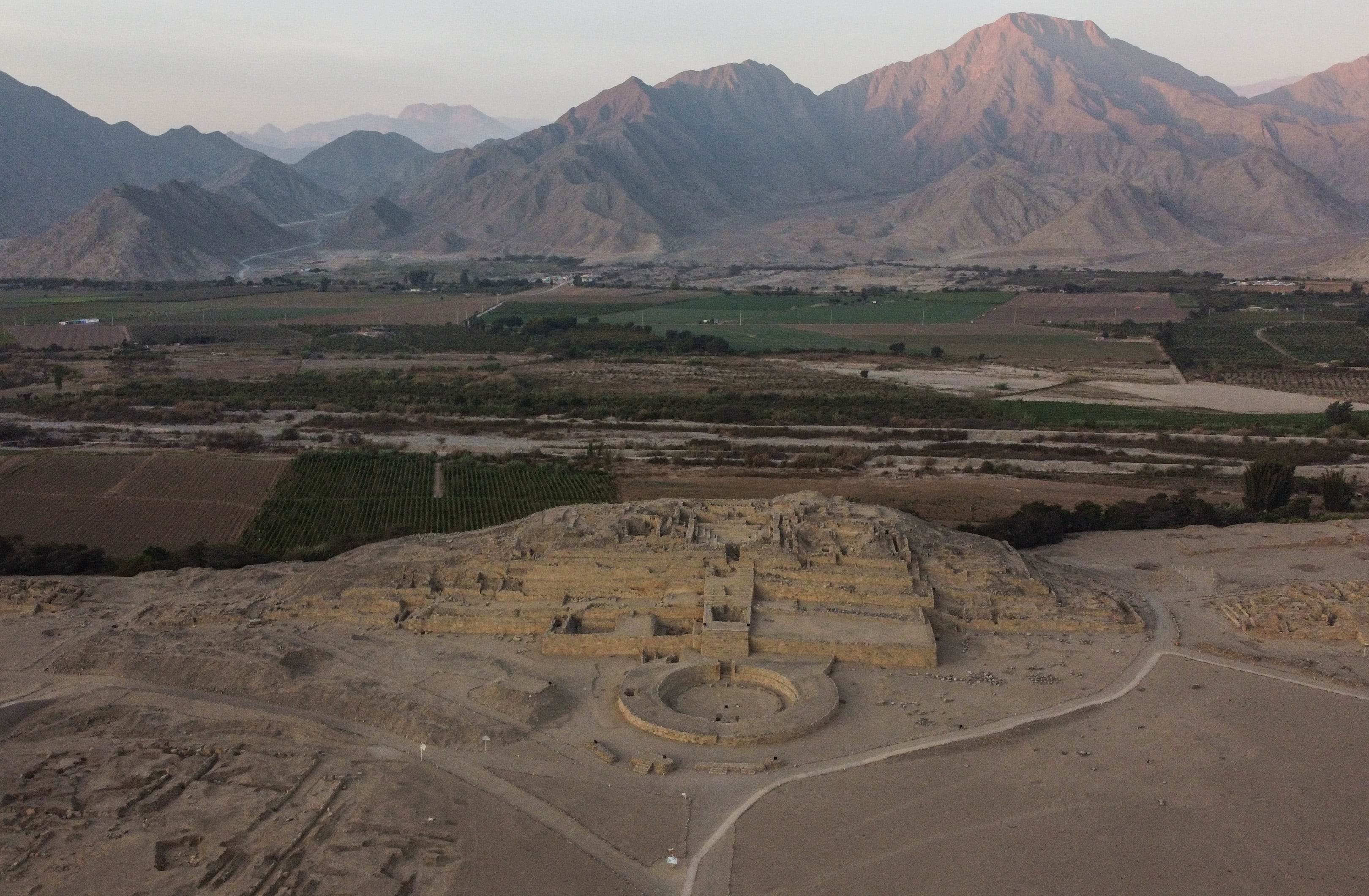 Fotografía de archivo que muestra las ruinas de Caral, en el departamento de Lima (Perú). EFE/Aldair Mejía