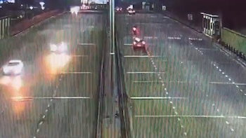 Detuvieron al conductor que atropelló y mató a un motociclista en el Puente Pueyrredón: el video que lo incriminó