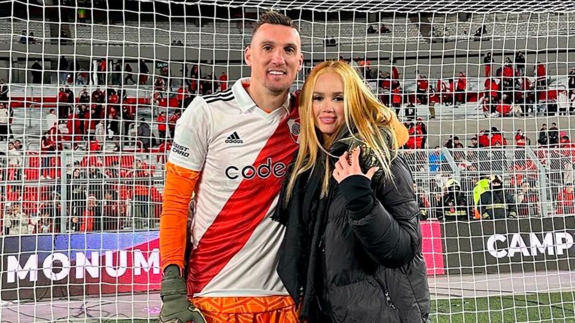 Esposa de Franco Armani denuncia robo millonario de su equipaje en vuelo de Avianca entre Buenos Aires y Medellín