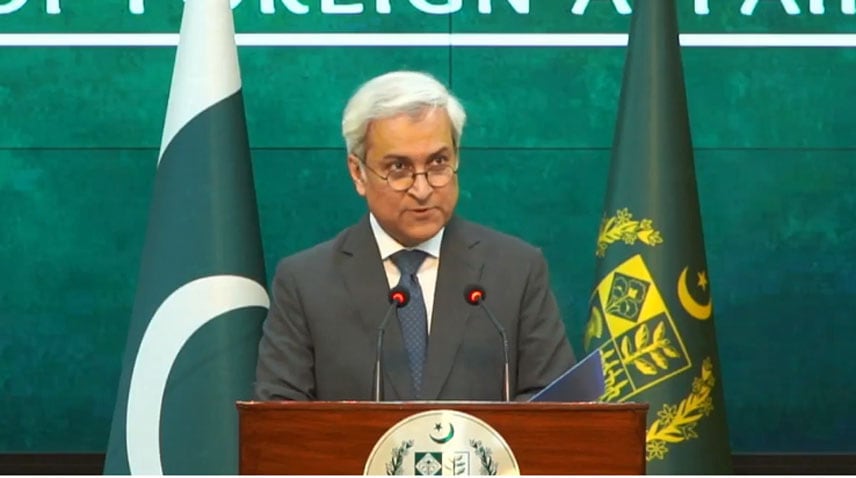 El portavoz Tahir Andrabi señaló que Islamabad sigue ejerciendo su papel de mediador y que los detalles sobre la composición y el tamaño de las delegaciones serán determinados por las partes involucradas