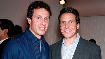 Chris y Andrew Cuomo, en