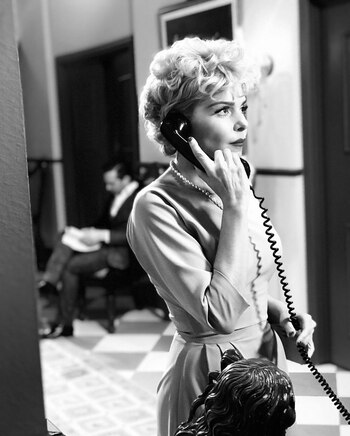 Itatí Cantoral se siente honrada