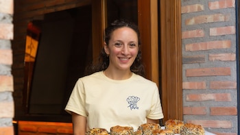 La nueva pastelería judía en Madrid que hace ‘sold out’ tras solo semanas abierta: “He crecido comiendo los burekas de mi abuela y mi mamá”