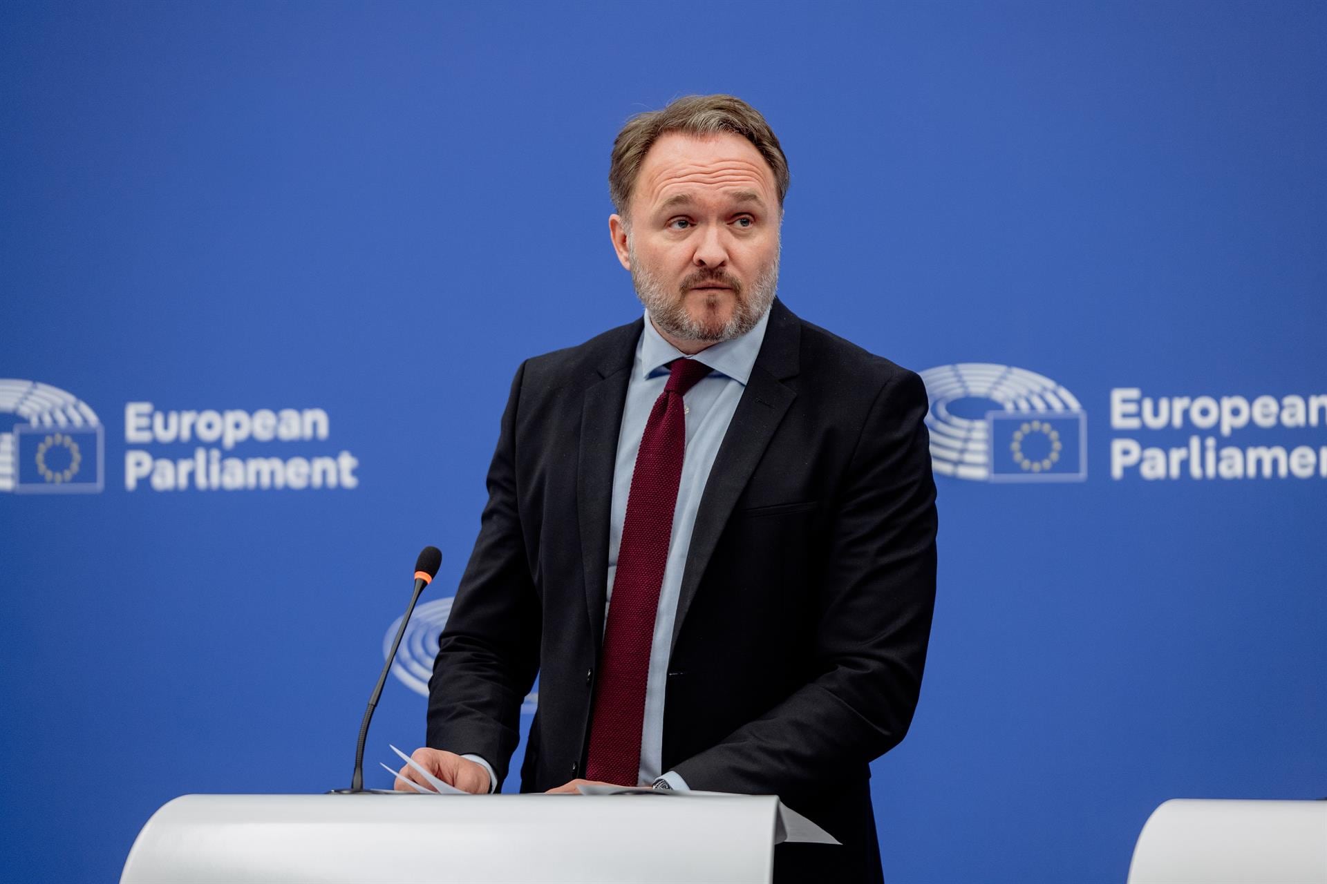 Bruselas celebra el «nunca más» de romper con el gas ruso para 2027