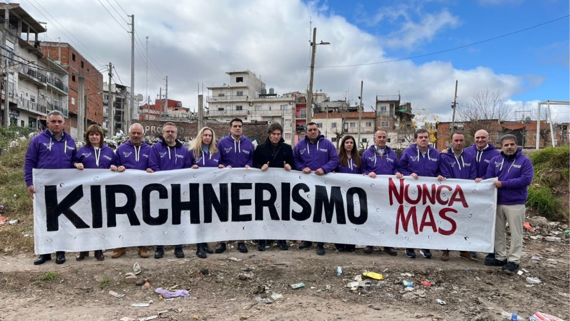 La foto de Javier Milei con sus candidatos bonaerenses que graficó el acuerdo con el PRO