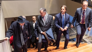 Yamandú Orsi reveló que habla seguido con los ex presidentes Lacalle Pou y Sanguinetti: “Uruguay es así”