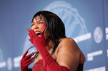 Durante su adolescencia, Lizzo participó en un pacto de abstinencia en su iglesia, lo que influyó en su vida sentimental (REUTERS/Mario Anzuoni)