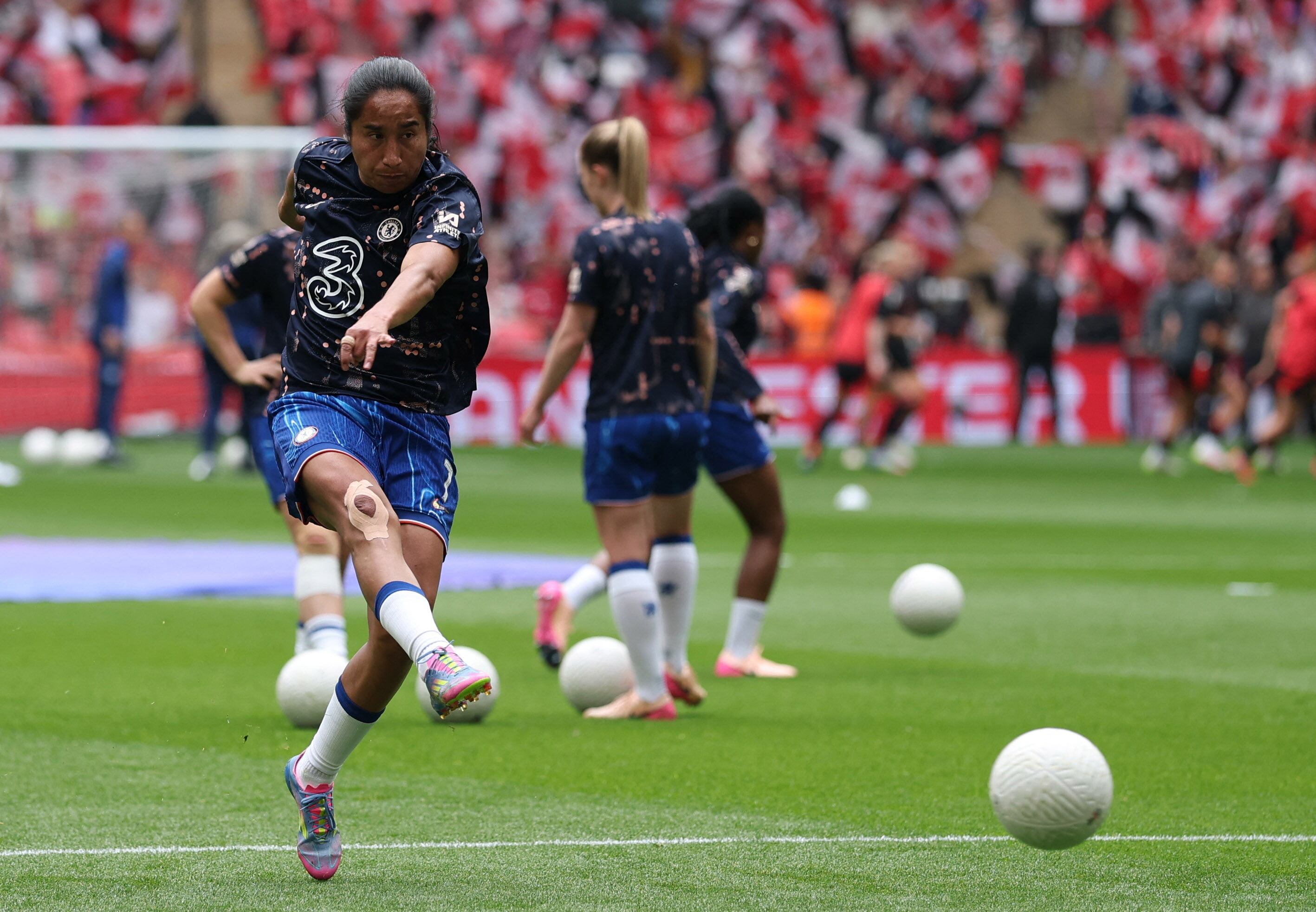 Mayra Ramírez fue una de las figuras del Chelsea en la temporada 2024/2025 - crédito Paul Childs/Action Images vía Reuters