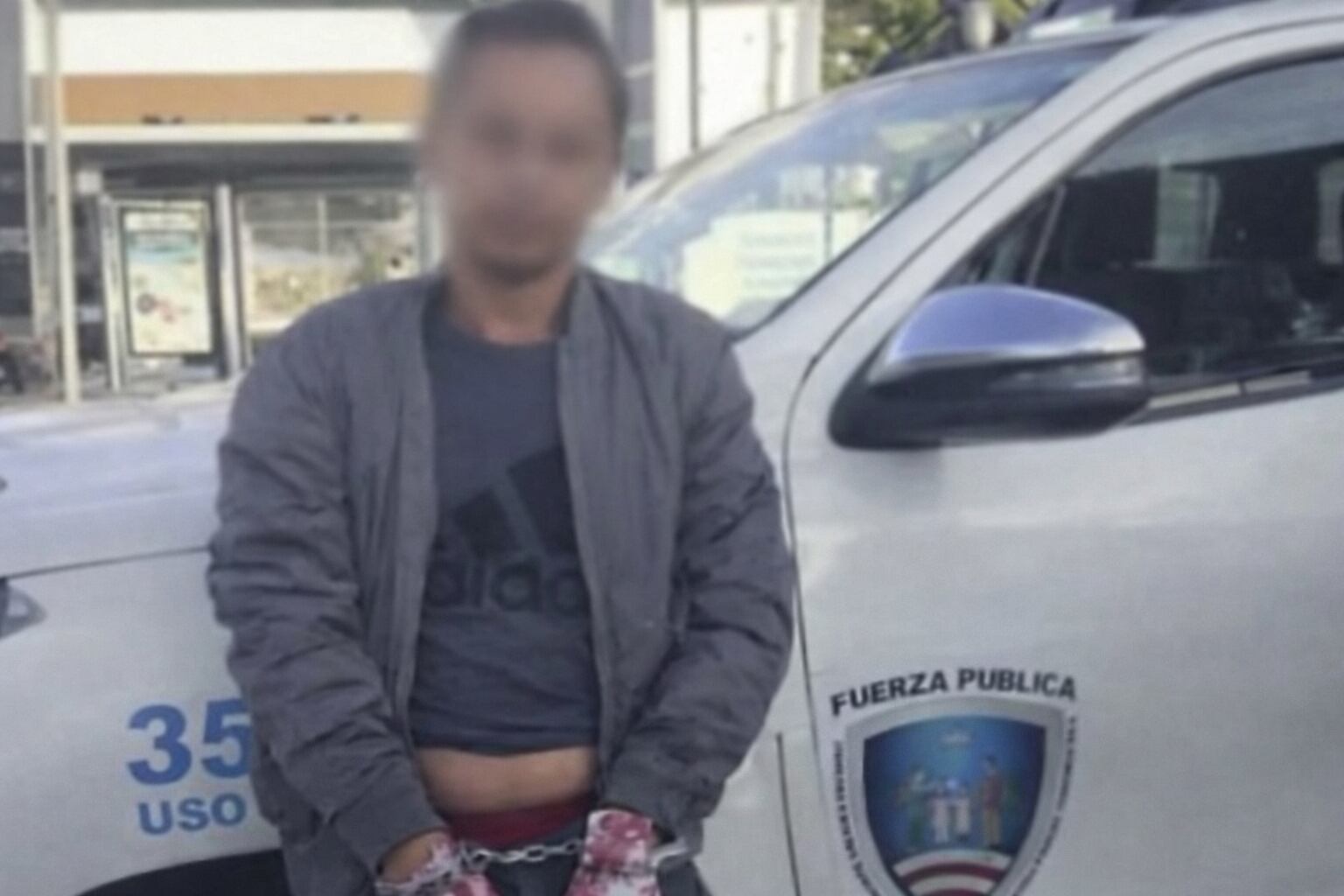 El sospechoso, un hombre de apellido Guevara y de 35 años, fue detenido minutos después del ataque en las cercanías del lugar de los hechos.(Imagen Ilustrativa Infobae)