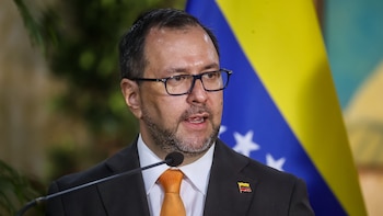 Venezuela felicitó a Guyana por el 60 aniversario de su independencia y le recordó el diálogo por el Esequibo
