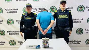 La Policía de Fusagasugá capturó a un hombre que intentó robar una caja de sobres del álbum oficial Panini del Mundial FIFA 2026, valorada en más de $500.000 pesos colombianos - crédito Policía Cundinamarca