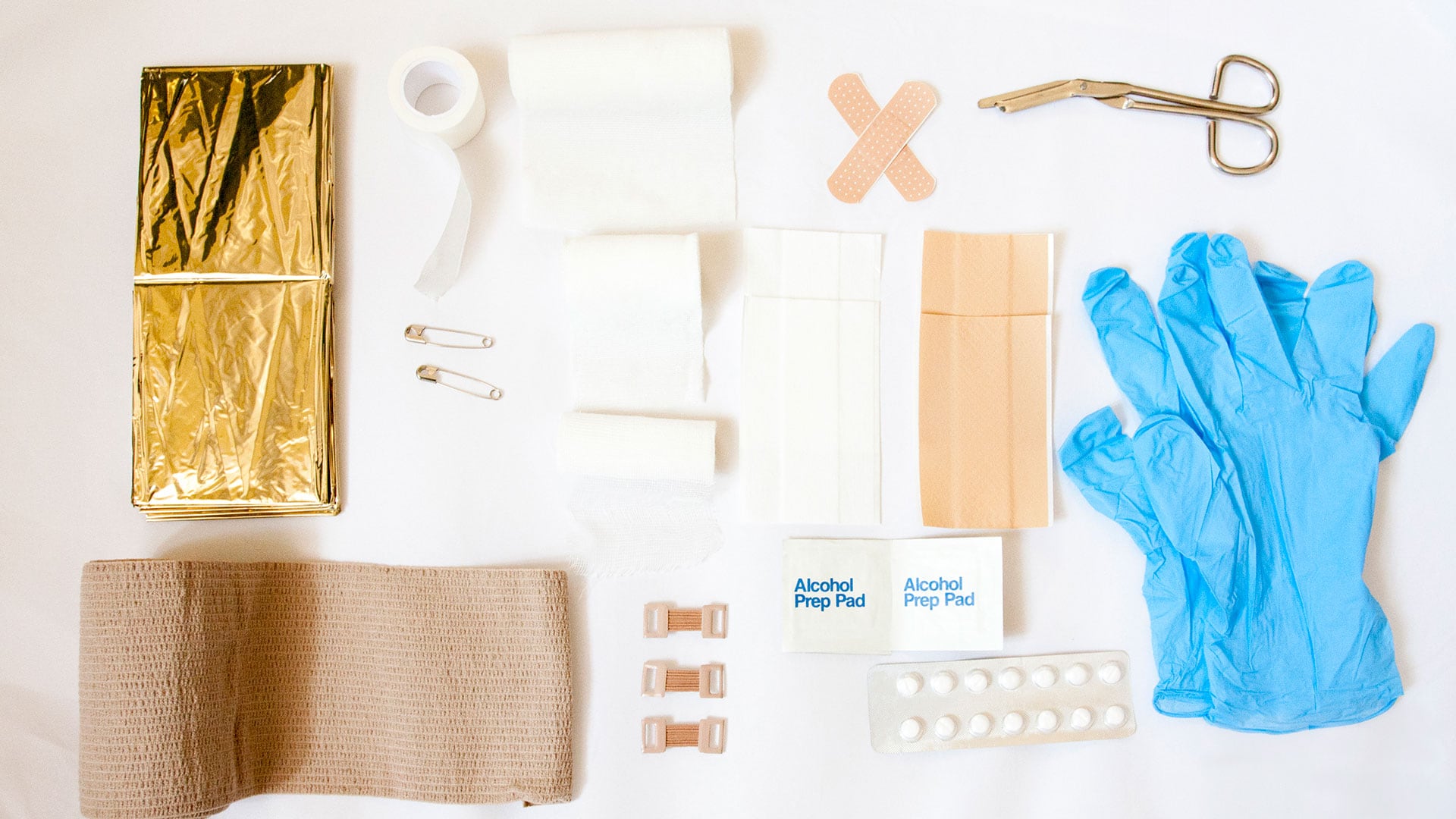 Temblor en Colombia: esto es lo que debe tener su kit de emergencia