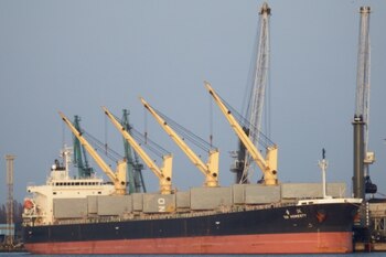 Para los tripulantes del carguero