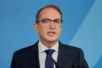 El ministro del interior alemán Alexander Dobrindt en conferencia de prensa en Berlín el 1 de septiembre del 2026. .(AP foto/Ebrahim Noroozi)