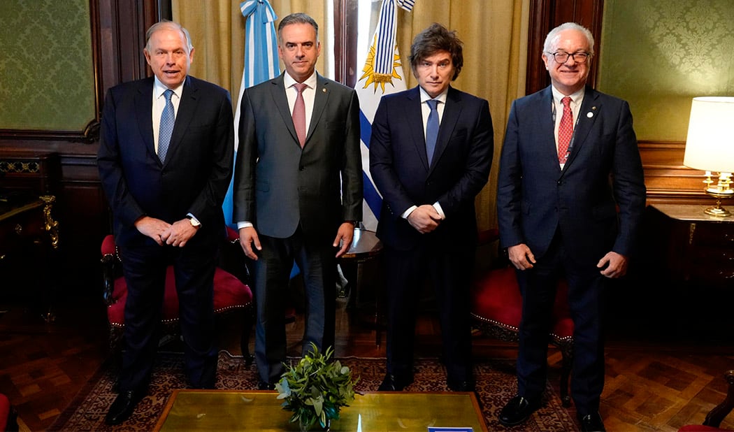 Gerardo Werthein, Yamandú Orsi, Javier Milei y Mario Lubetkin (Presidencia)