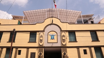 Secretaría de Educación suspende a escuela militarizada de Puebla