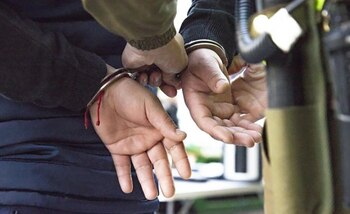 El supuesto cómplice no investigado trabaja en centros de salud de la región.