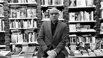 Espías, Nobel y escándalos: la nueva novela de Antonio José Ponte recrea el Caribe en llamas