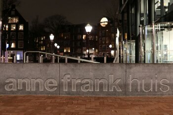 FOTO DE ARCHIVO. Vista de la entrada de la Casa de Ana Frank en Ámsterdam, Países Bajos. 21 de noviembre de 2018. REUTERS/Eva Plevier