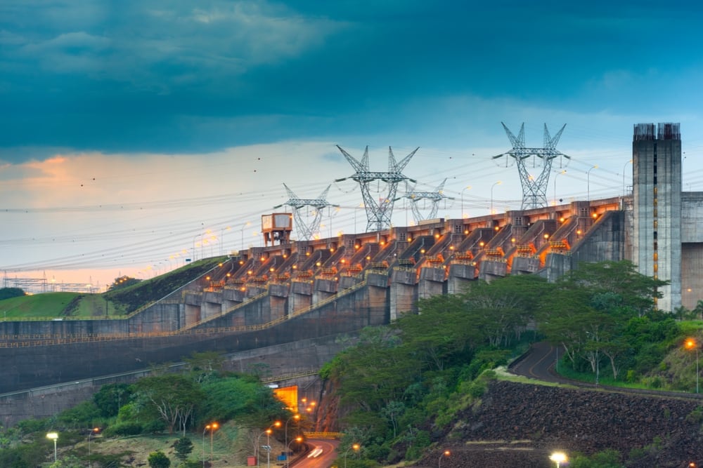 Paraguay cuenta con la represa de Acaray, la de Itaipú, y la de Yacyretá.