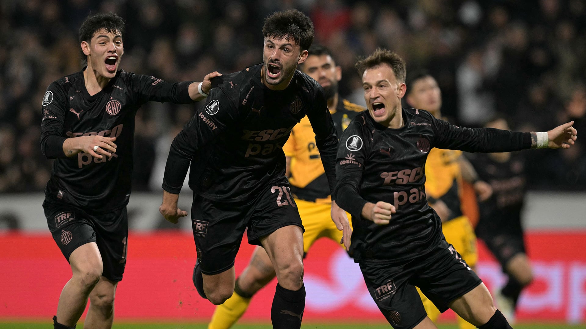 En su primera participación, Platense ya alcanzó los cuartos de final de la Copa Libertadores tras eliminar a Coquimbo Unido (Photo by JUAN MABROMATA / AFP)