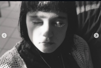 La artista tijuanense recorre en