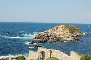 Vistas desde cabo Higuer, en Hondarribia (Wikimedia Commons)