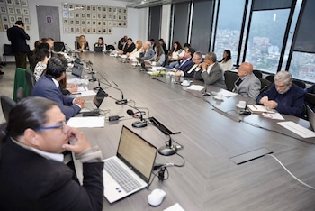 La Subcomisión de Análisis y Seguimiento de Decretos y Leyes sesionó en el Ministerio del Trabajo para escuchar a centrales sindicales y gremios empresariales en la construcción de la política laboral - crédito Ministerio del Trabajo