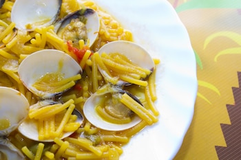 Receta de fideos con almejas