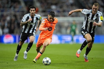 Passado de Barcelona e Newcastle