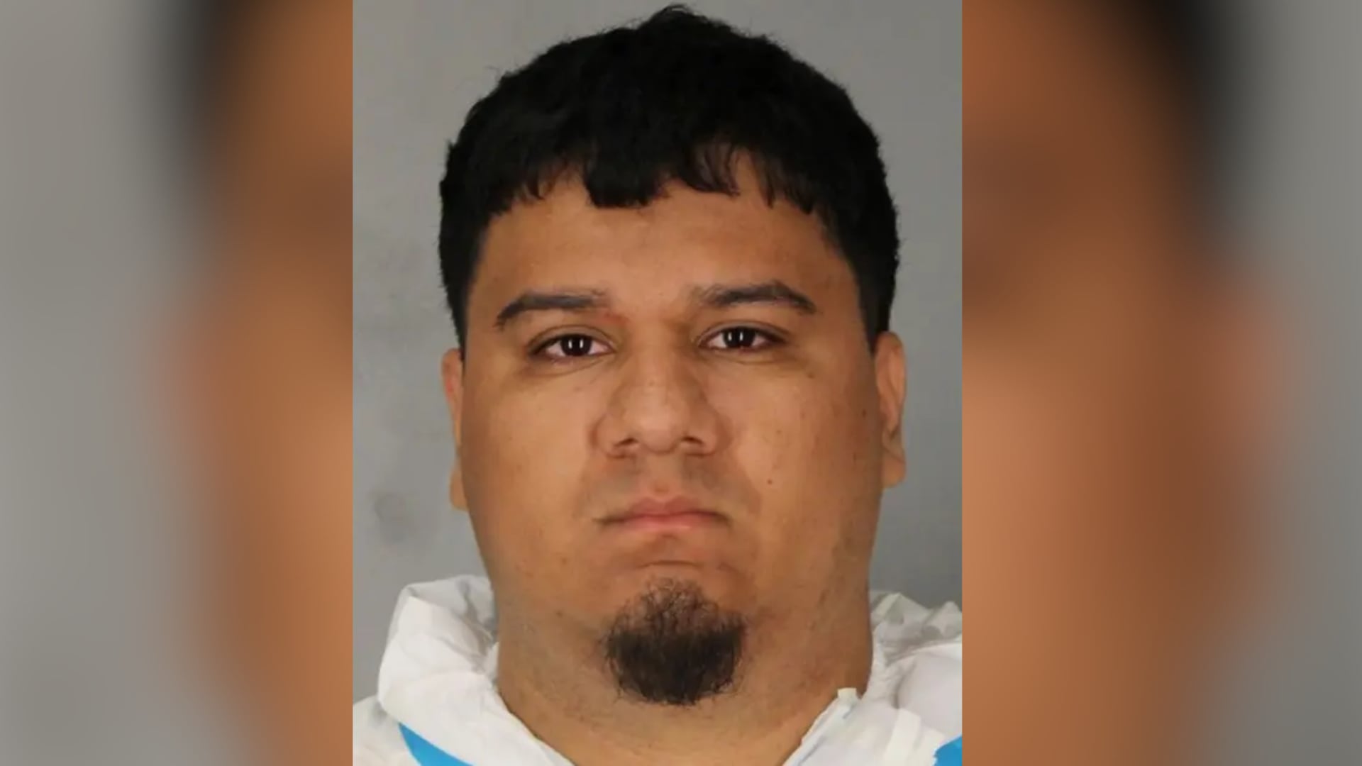 El sospechoso, Rony Yahir Alvarenga Rivera, tiene residencia irregular en EE.UU. desde 2016, cuando ingresó al país con aproximadamente 12 años (Captura de video: Fox 5).
