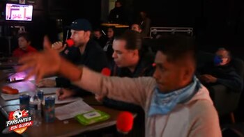 Jorge Campos reaccionó como un