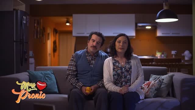 Claudio Calmet (Emerson) y Natalia Salas (Meche) en las grabaciones de