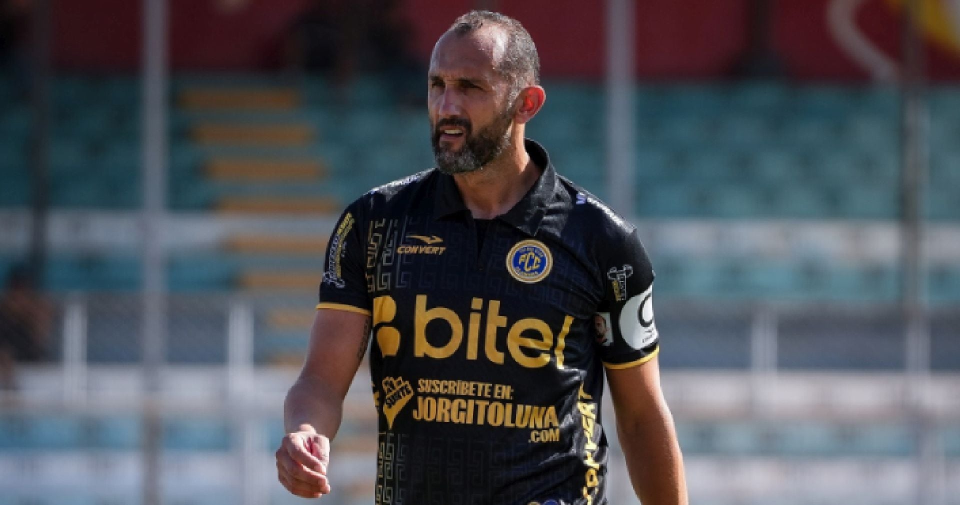 Hernán Barcos lleva 9 goles y 2 asistencias en 16 partidos con FC Cajamarca en el Torneo Apertura 2026. - créditos: Liga 1