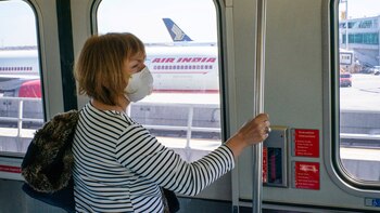 Hasta septiembre será obligatorio el uso de mascarillas en todo el transporte público de los Estados Unidos