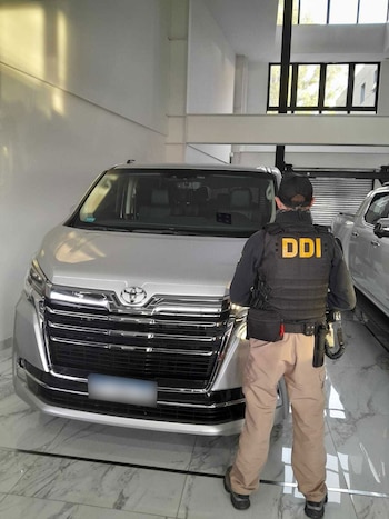 Autos incautados en la causa por presunta estaba al diputado que compró un Tesla