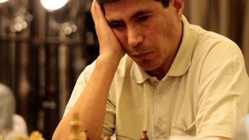 Julio Granda, gran maestro de ajedrez: “La derrota contra mi padre vale oro. No tiene precio”
