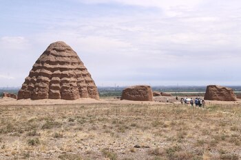 Las tumbas imperiales de Xixia