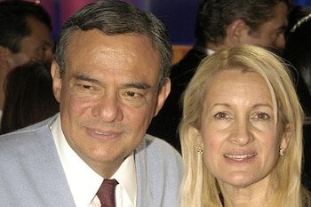 José José y Sara Salazar