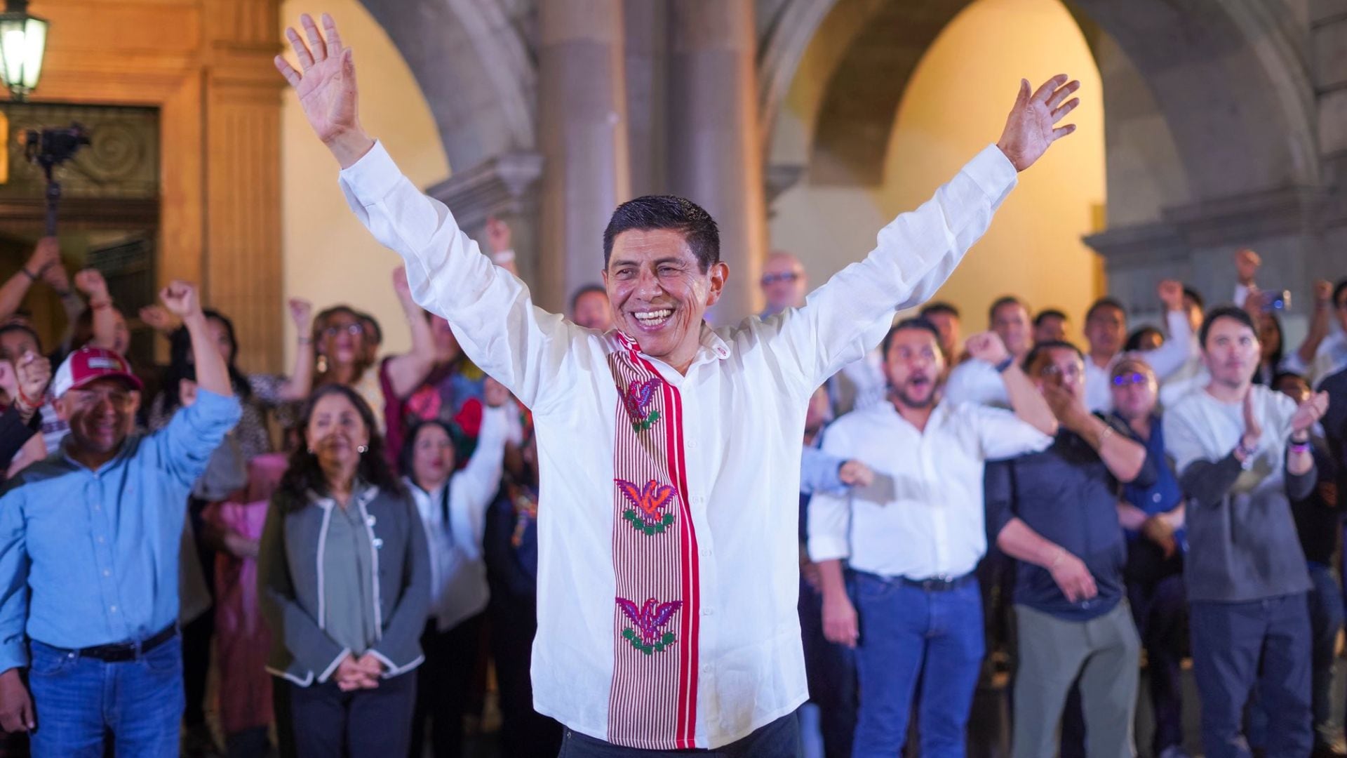 El gobernador Salomón Jara respondió a una publicación de la titular de la Segob. (X/@salomonj)