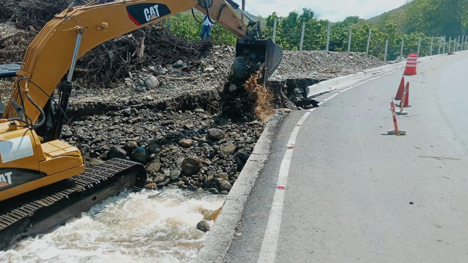 El Ministerio de Comunicaciones de Guatemala iniciará el lunes el montaje de un puente Bailey en el kilómetro 111 de la ruta al Atlántico. (Dirección General de Caminos de Guatemala)