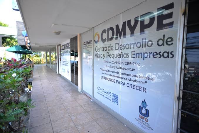 El programa Aldea entregará capital no retornable a 4.000 emprendimientos seleccionados mediante paneles de evaluación. (Imagen de cortesía)