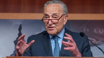 Chuck Schumer advierte que la