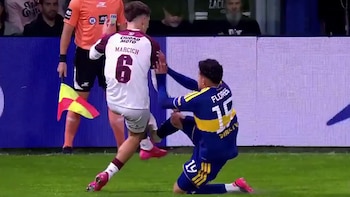 La lupa sobre la dura entrada de Leonel Flores que generó controversia en el triunfo de Boca Juniors ante Lanús