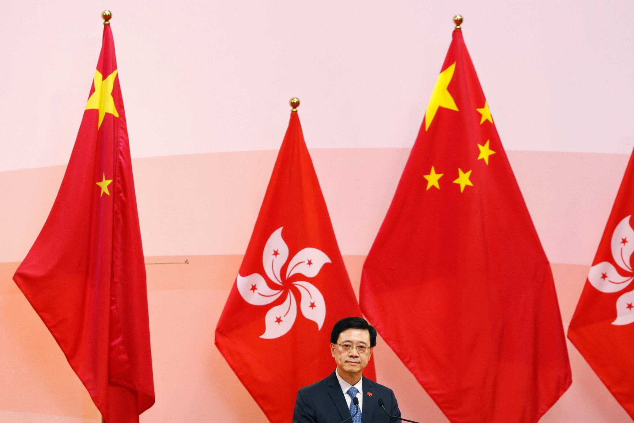 El Ejecutivo hongkonés John Lee Ka-chiu (REUTERS/Tyrone Siu)